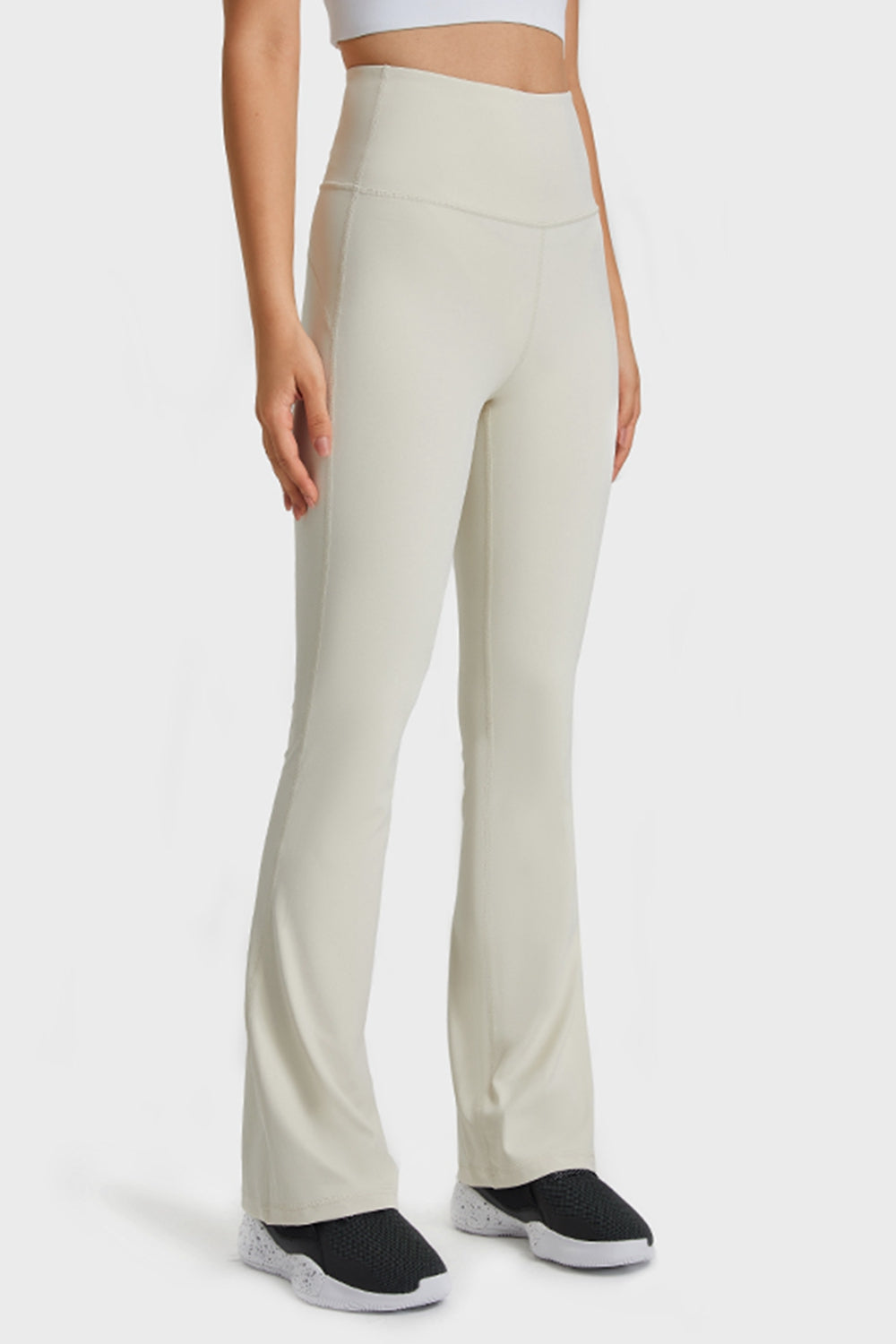 Elastic Waist Flare Yoga Pants in White for Women