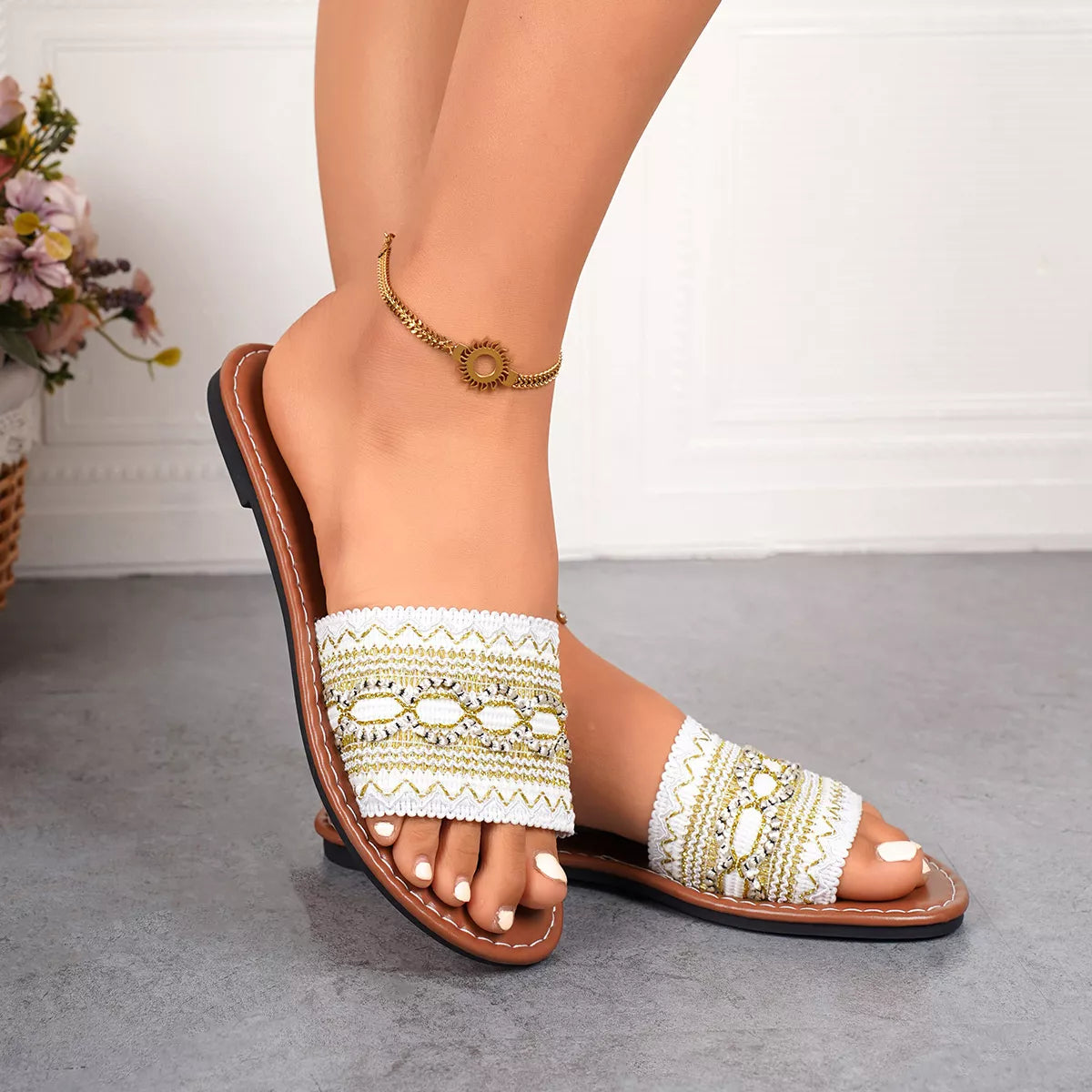 Open Toe Flat Sandals in White for Women