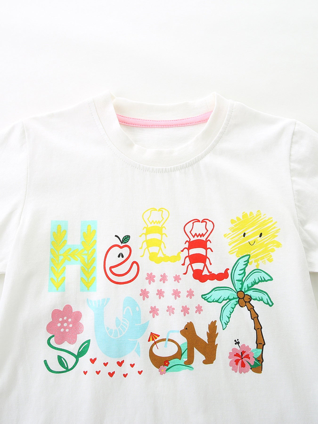 Cartoon Graphic Ruffle Trim Tee & Plaid Shorts Set in White for Girls