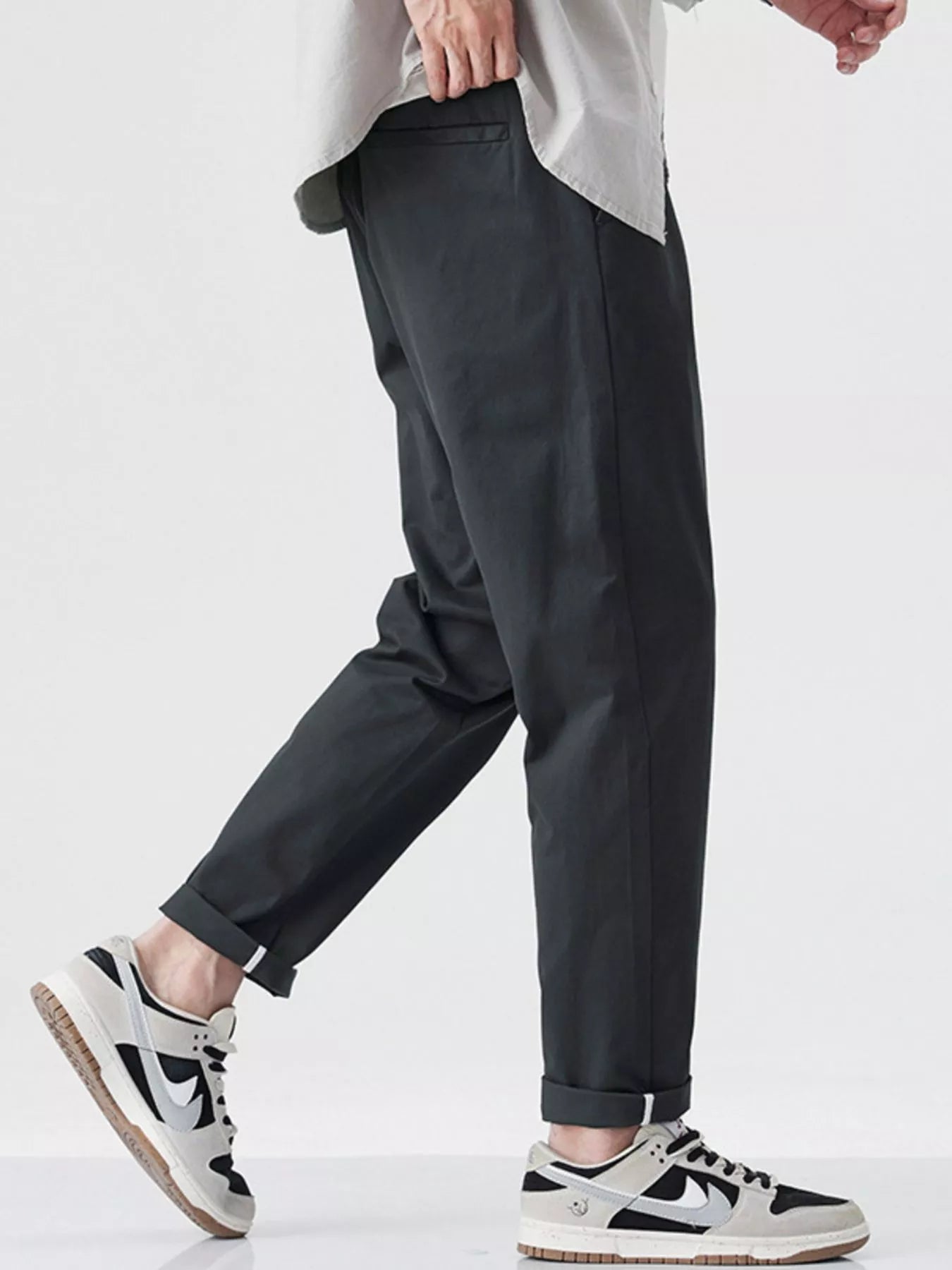 Loose Fit Pants in Khaki for Men
