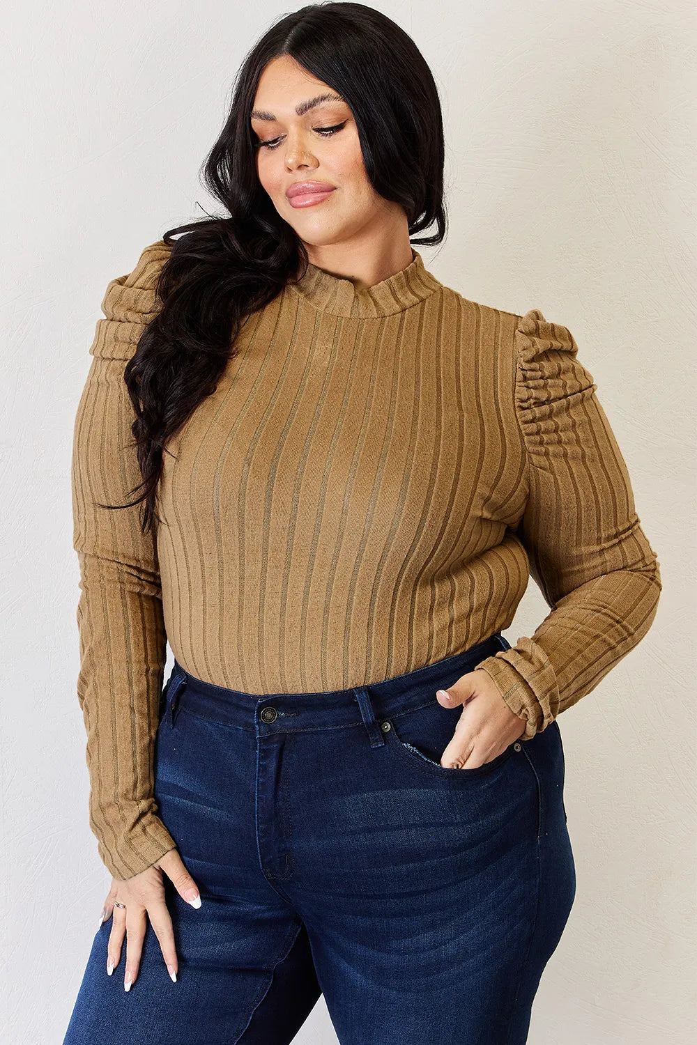 Plus Size Ribbed Mock Neck Puff Sleeve T-Shirt in Pink for Women