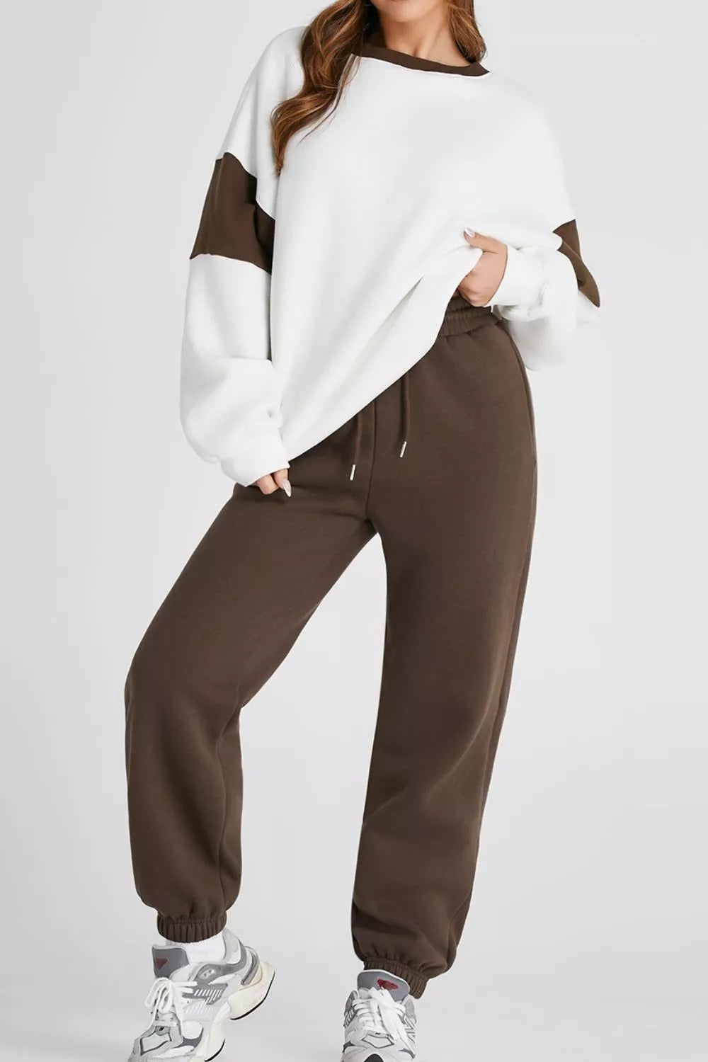 Drop Shoulder Loose Sweatshirt and Joggers Active Set in Chocolate for Women