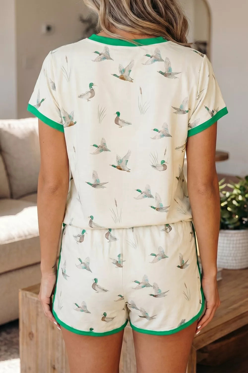 Mallard Printed Colorblock Trim Shorts Set in Beige for Women