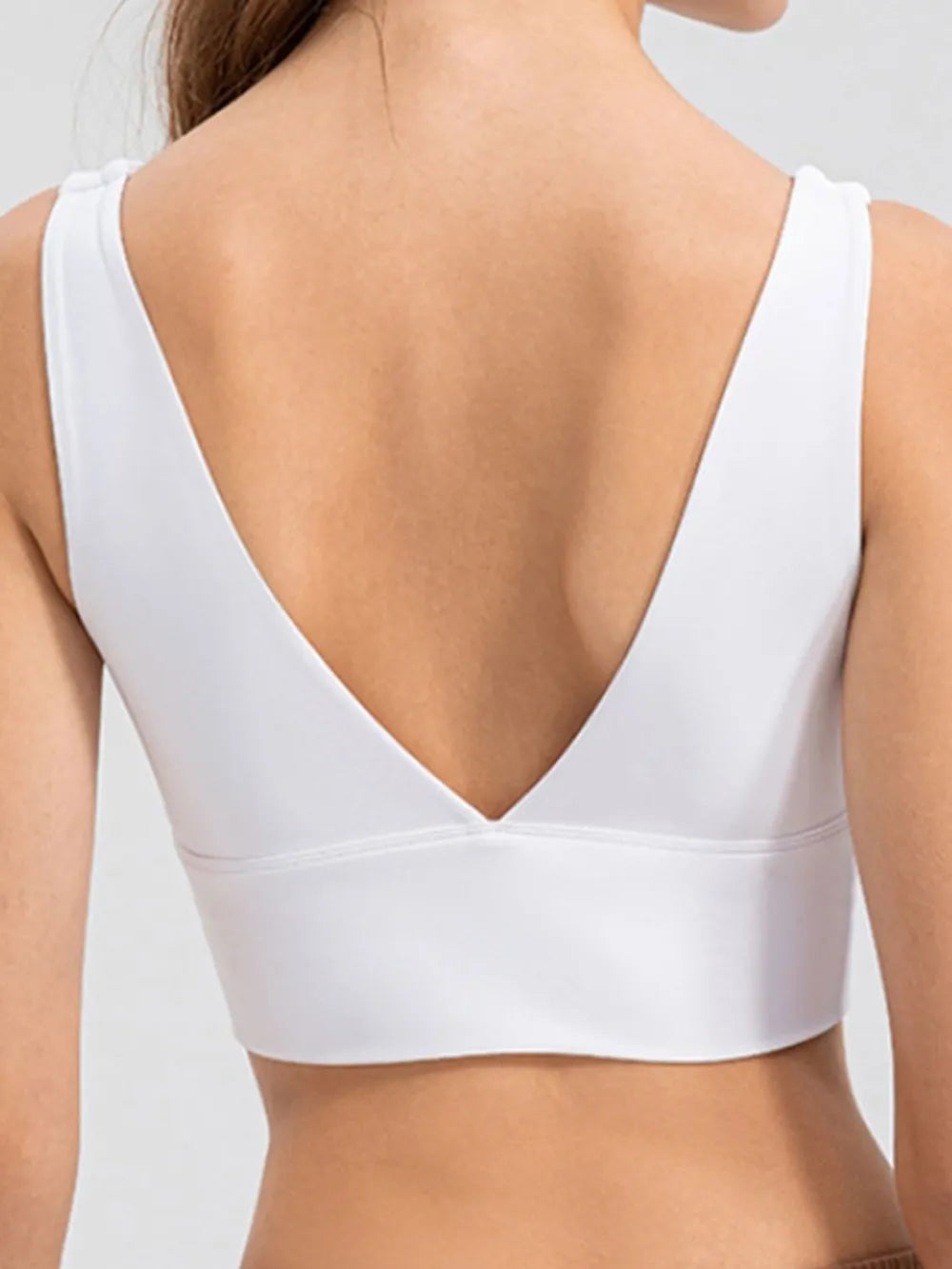 Scoop Neck Wide Strap Active Tank in White for Women