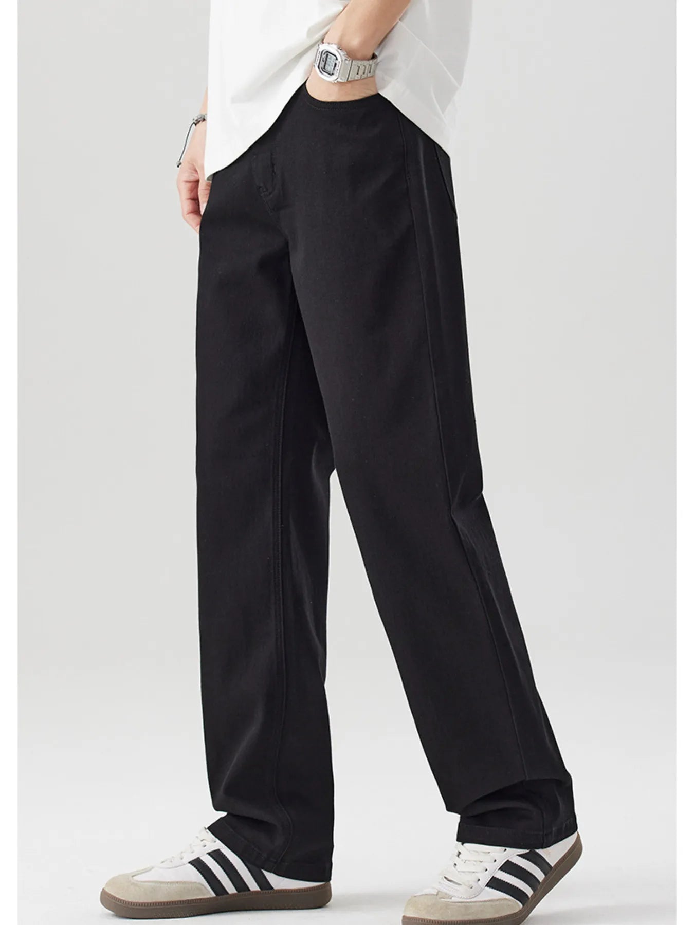 Wide Leg Relaxed Fit Jeans in Black for Men