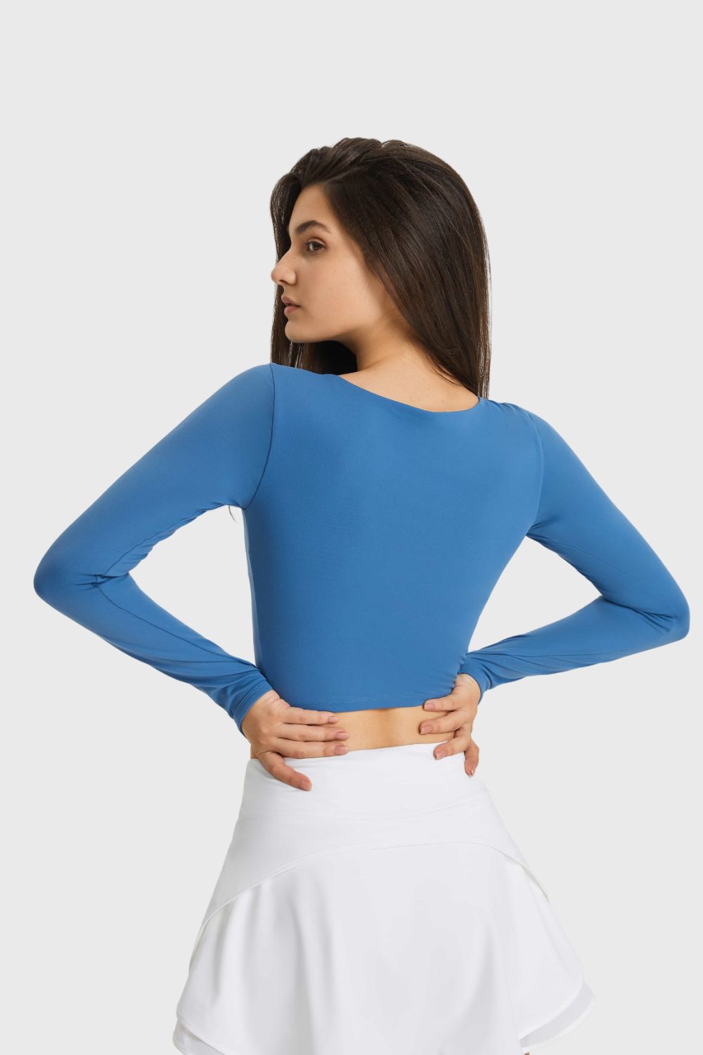 Cutout Long Sleeve Cropped Sports Top in Blue for Women