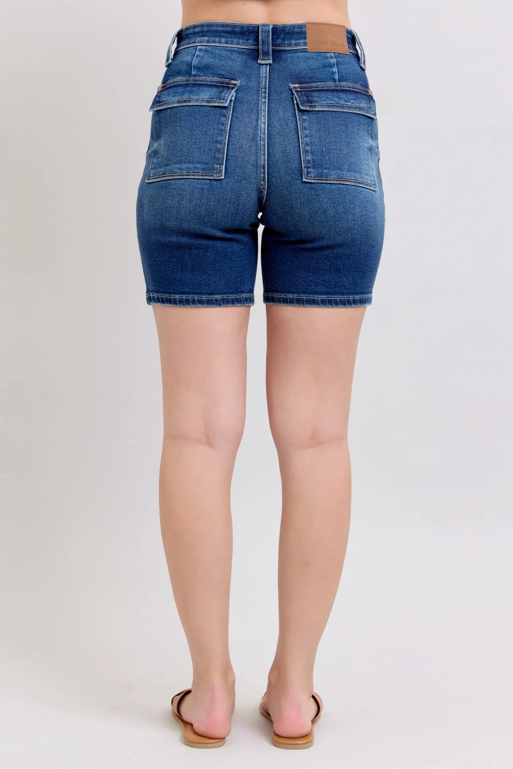 High Waist Bermudas Jeans W/ Back Flap Pockets Plus Size in Dark for Women