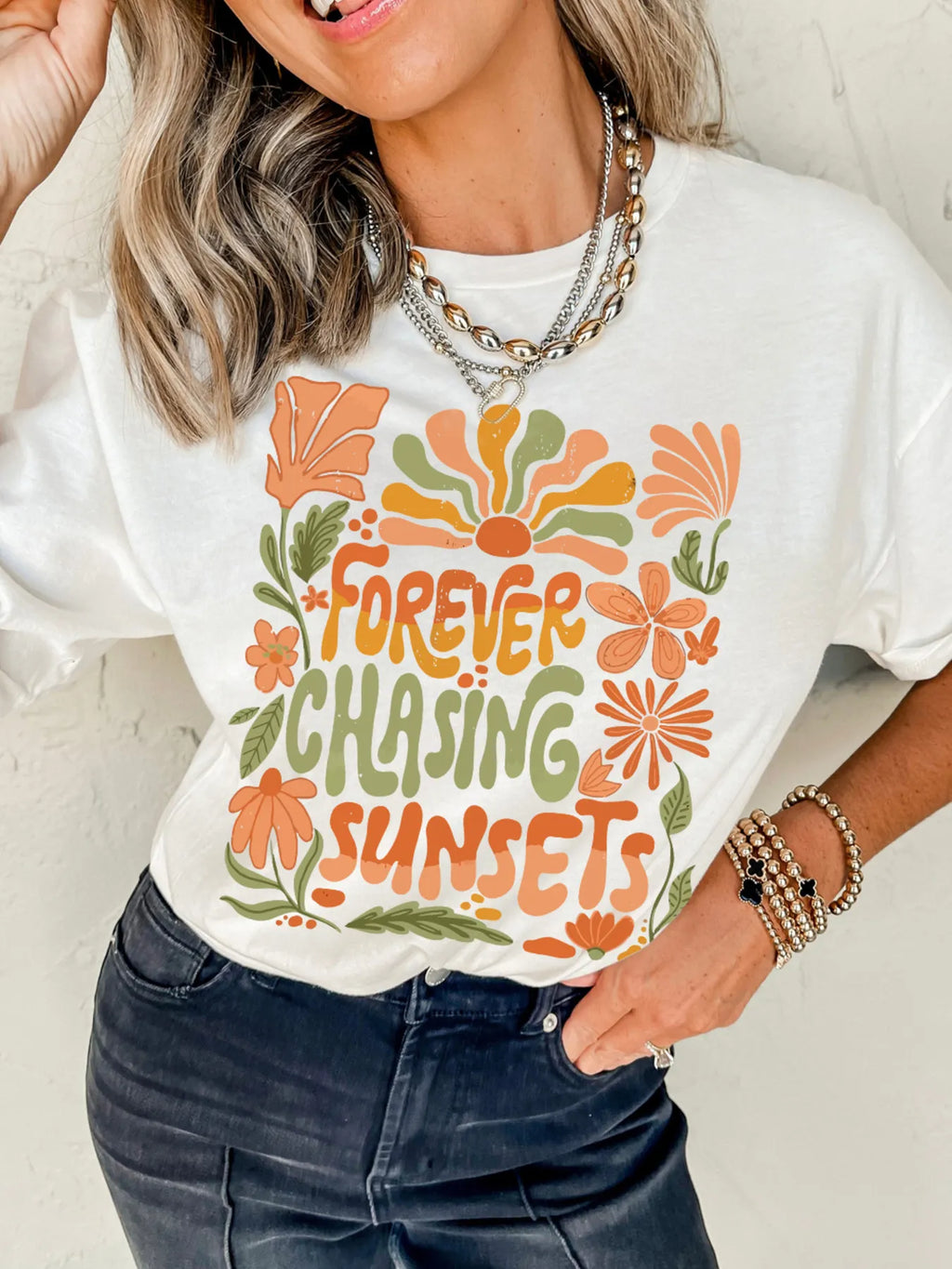 Forever Chasing Sunsets Round Neck T-Shirt in White for Women