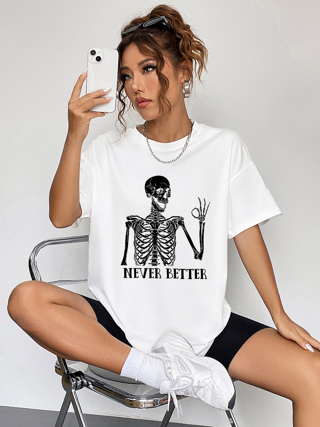 Round Neck Short Sleeve Never Better Graphic T-Shirt in White for Women