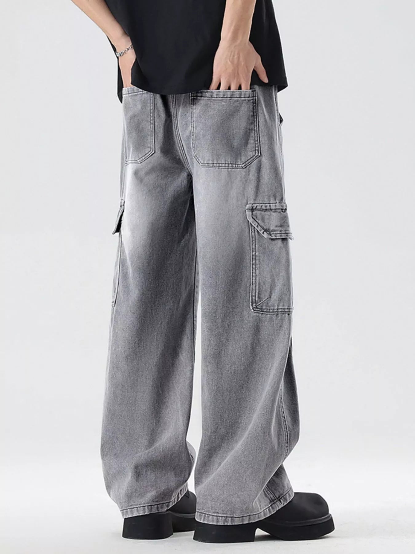 Plus Size Wash Wide Leg Cargo Jeans in Gray for Men