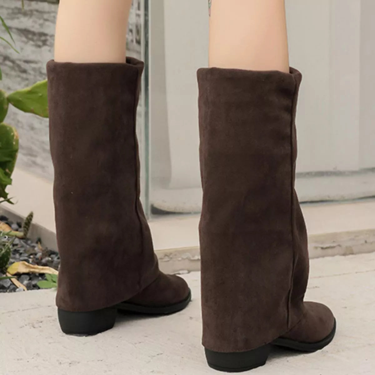 Point Toe Block Heels Boots in Black for Women