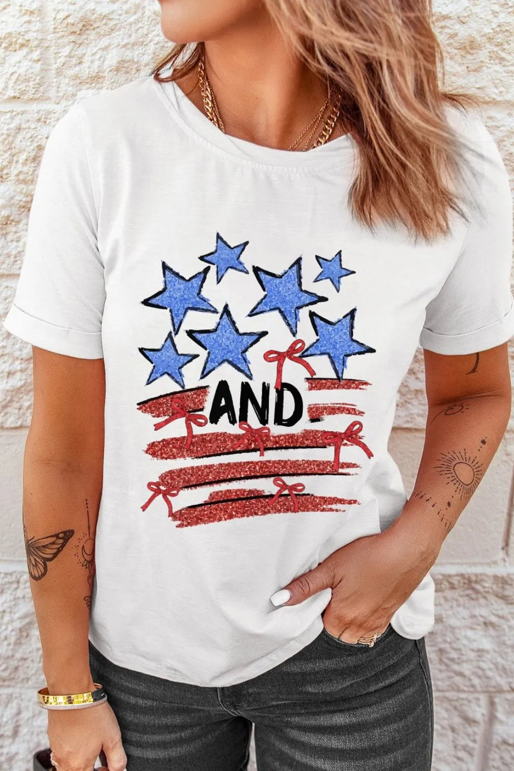 Stars and Stripes Bow Graphic T-Shirt in White for Women