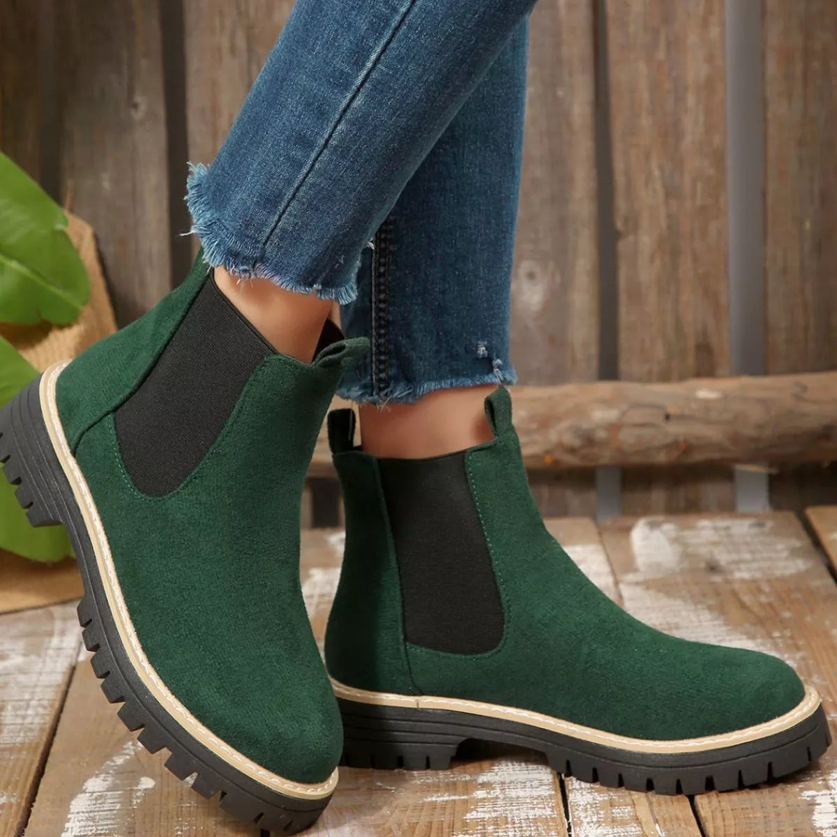 Round Toe Block Heels Boots in Classic in Gray for Women