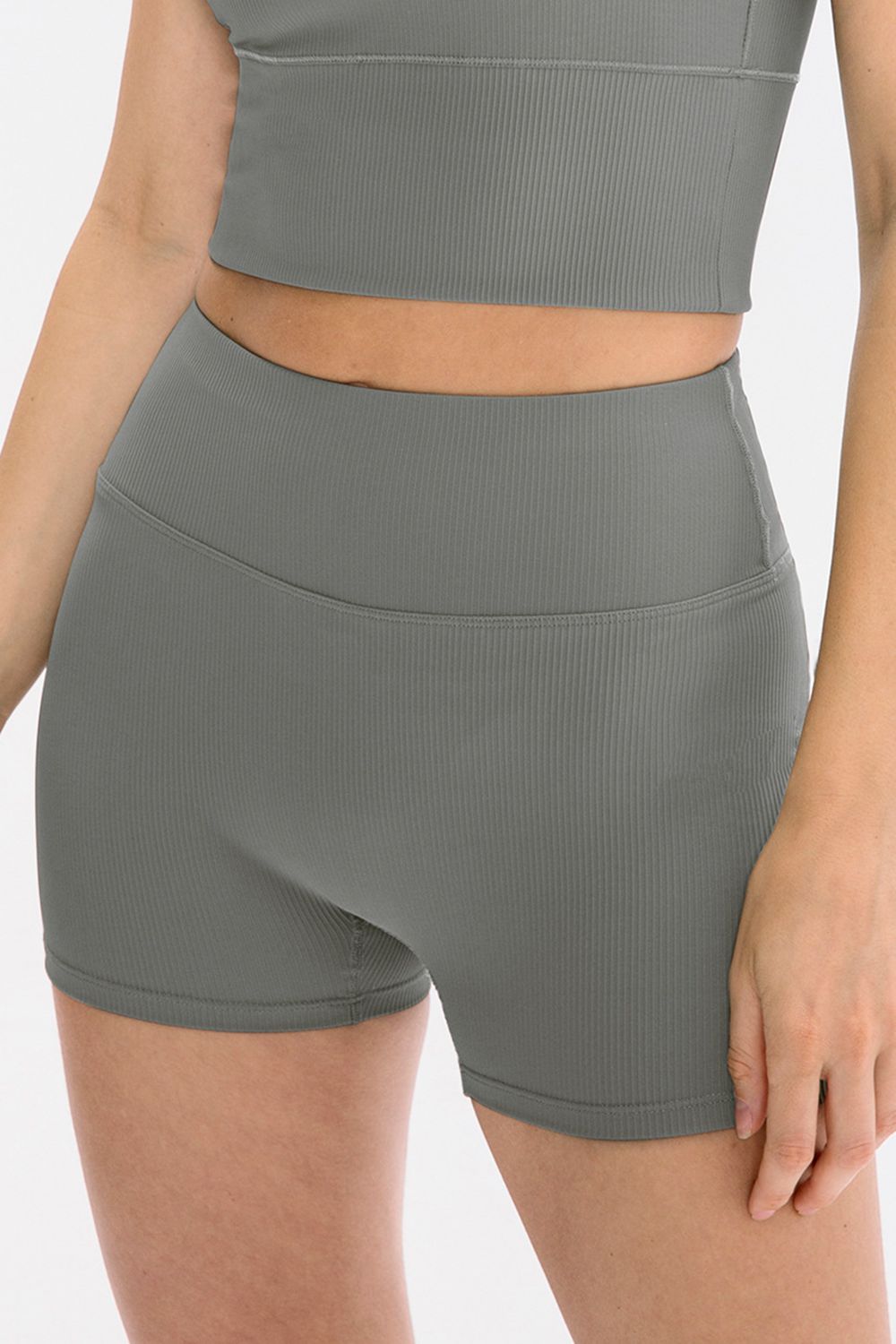 Slim Fit Wide Waistband Sports Shorts in Dusty Pink for Women