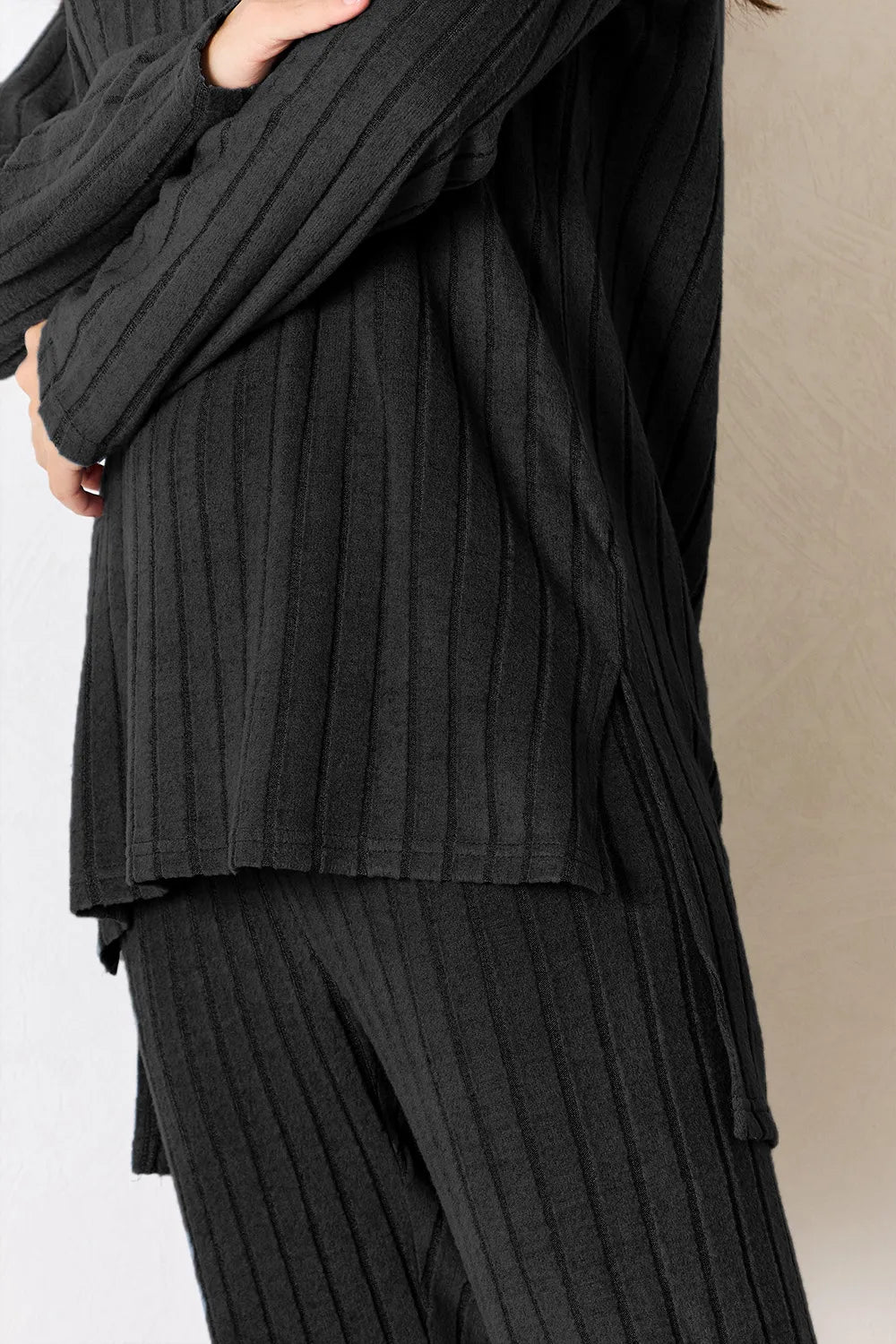Plus Size Ribbed Round Neck High-Low Slit Top and Pants Set in Black for Women