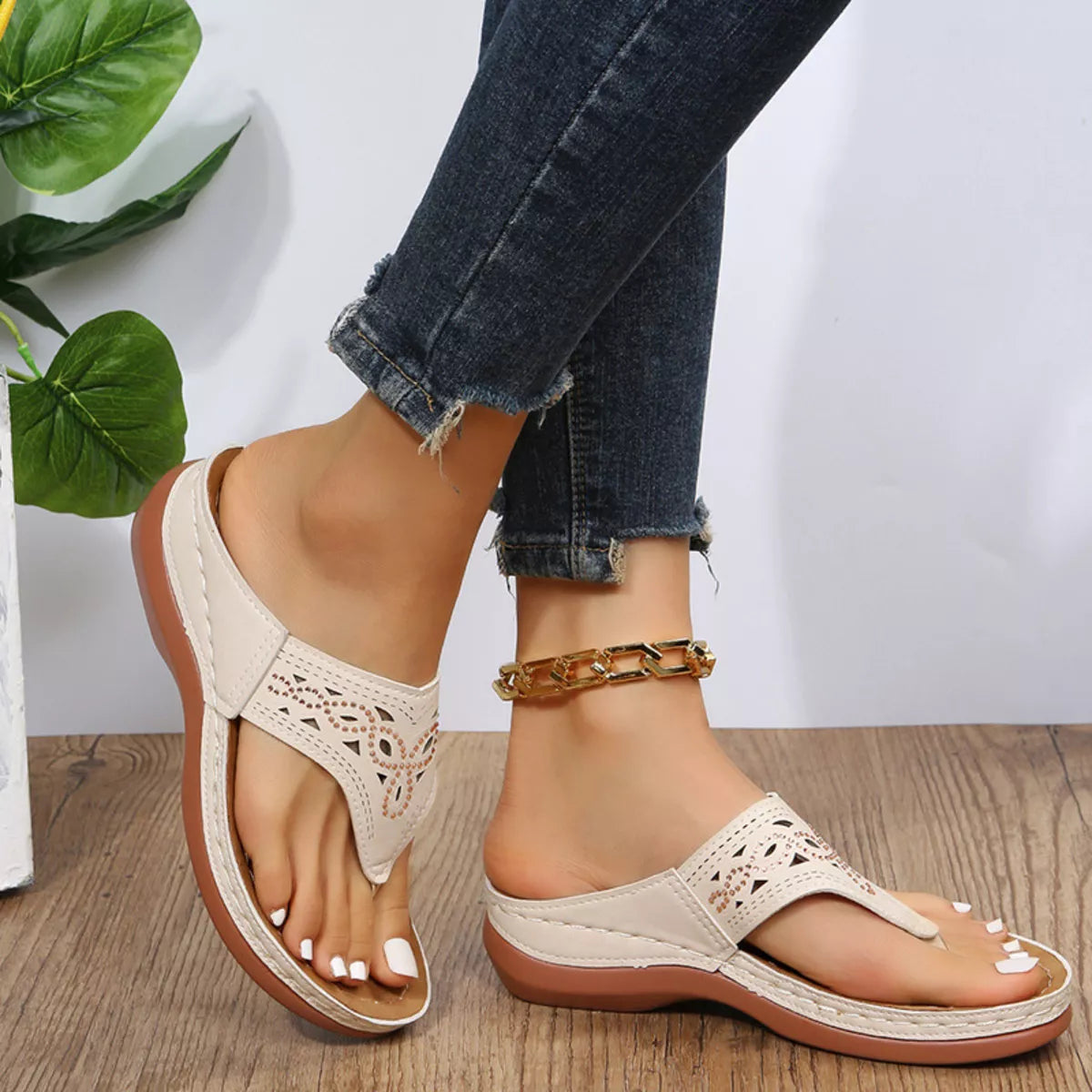 Casual Hollow-Out Thong Sandals in Off-White for Women