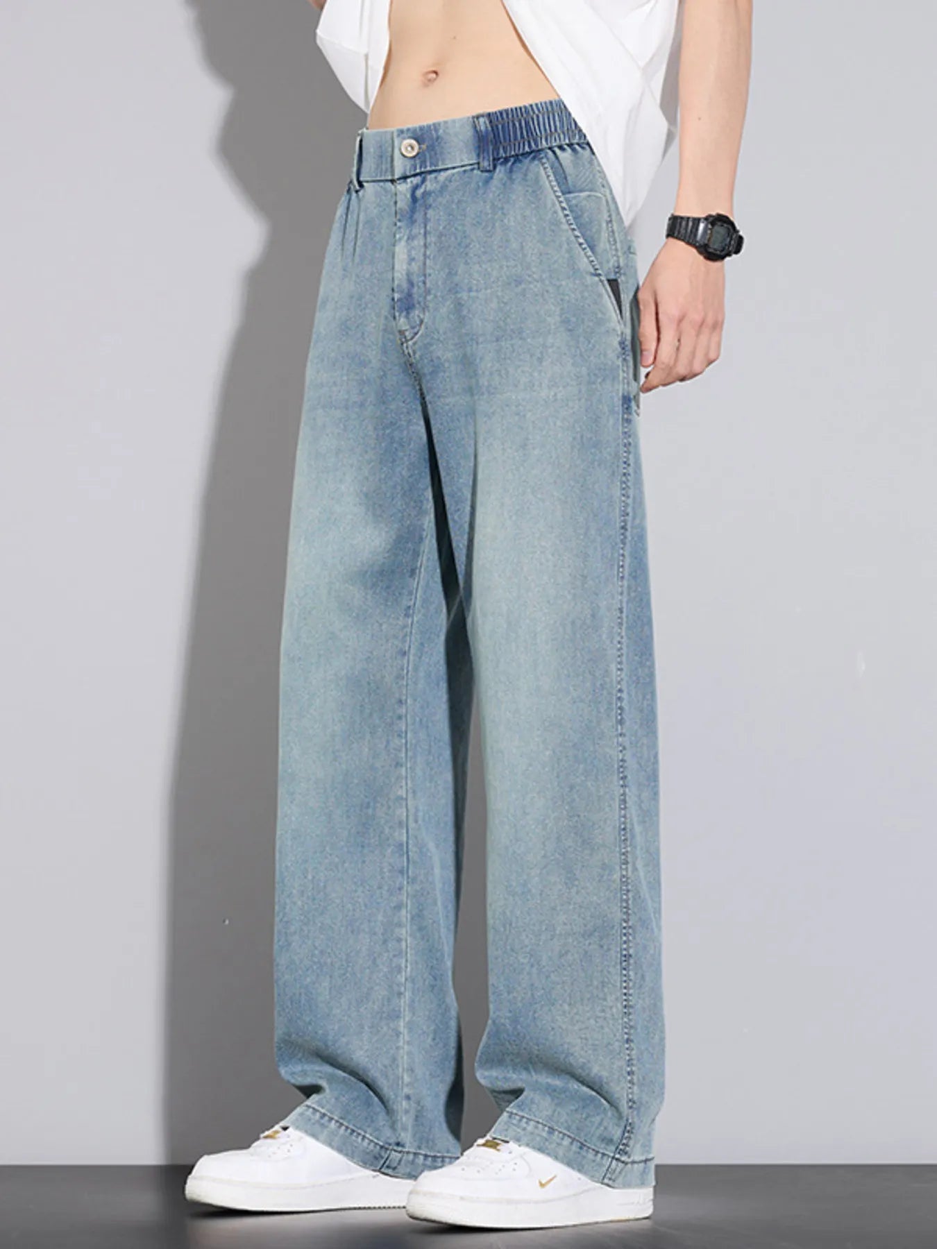 Wide Leg Relaxed Fit Jeans in Vintage Blue for Men