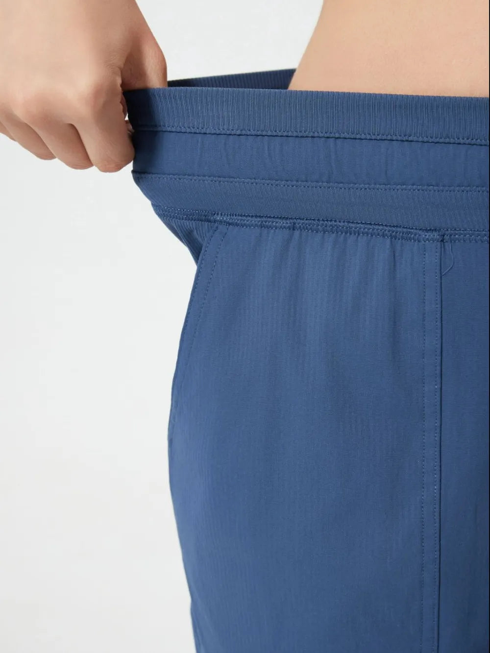 Drawstring Active Shorts with Pockets in White for Women