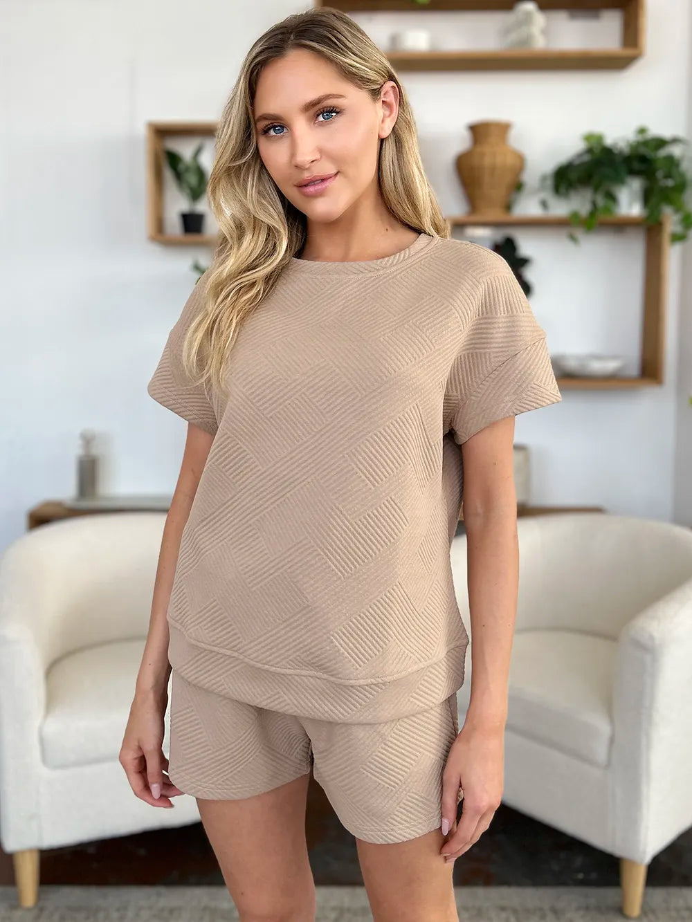 Plus Size Texture Short Sleeve T-Shirt and Drawstring Shorts Set in Mocha for Women