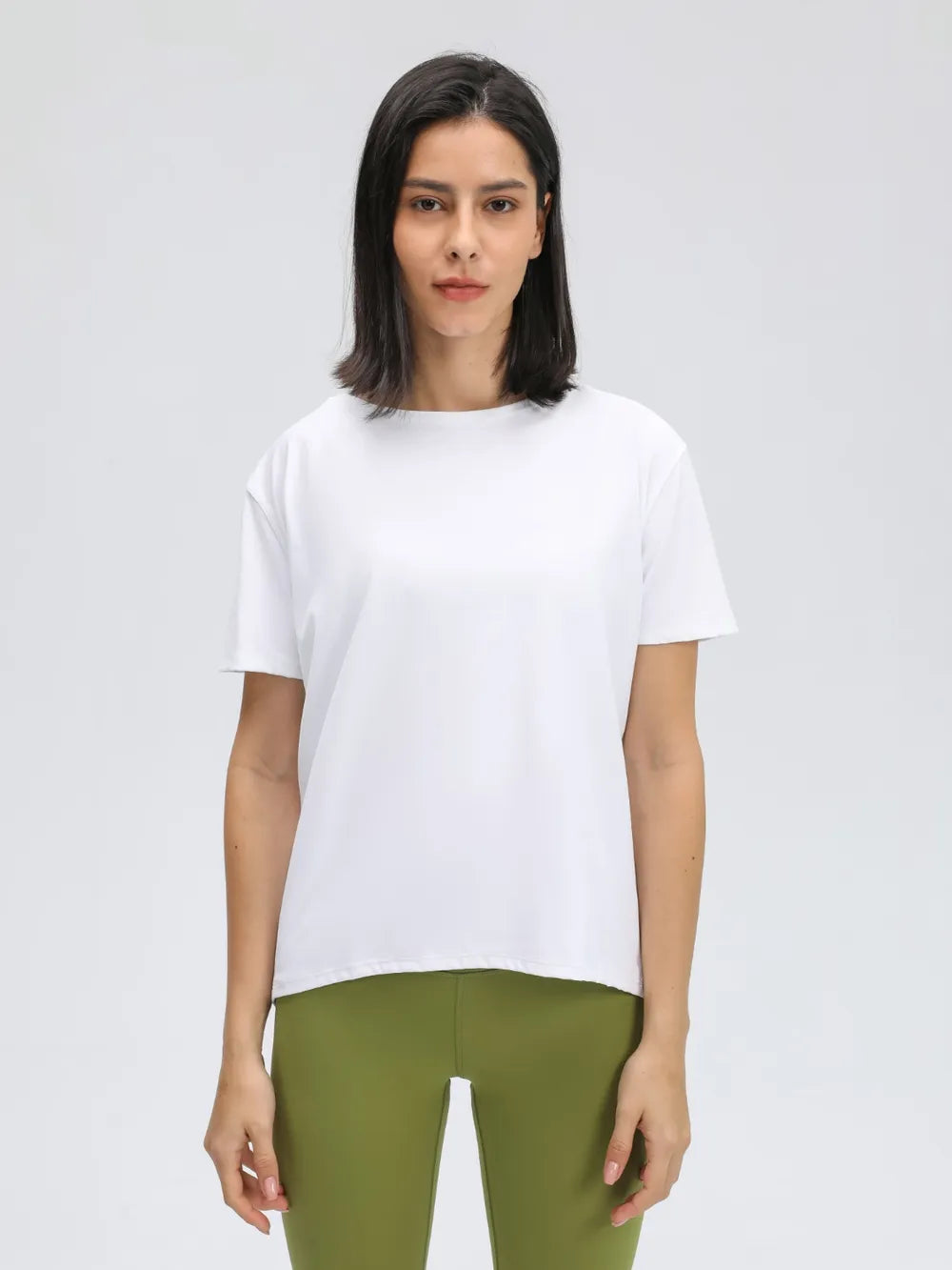 Round Neck Short Sleeve Active T-Shirt in Classic in White for Women