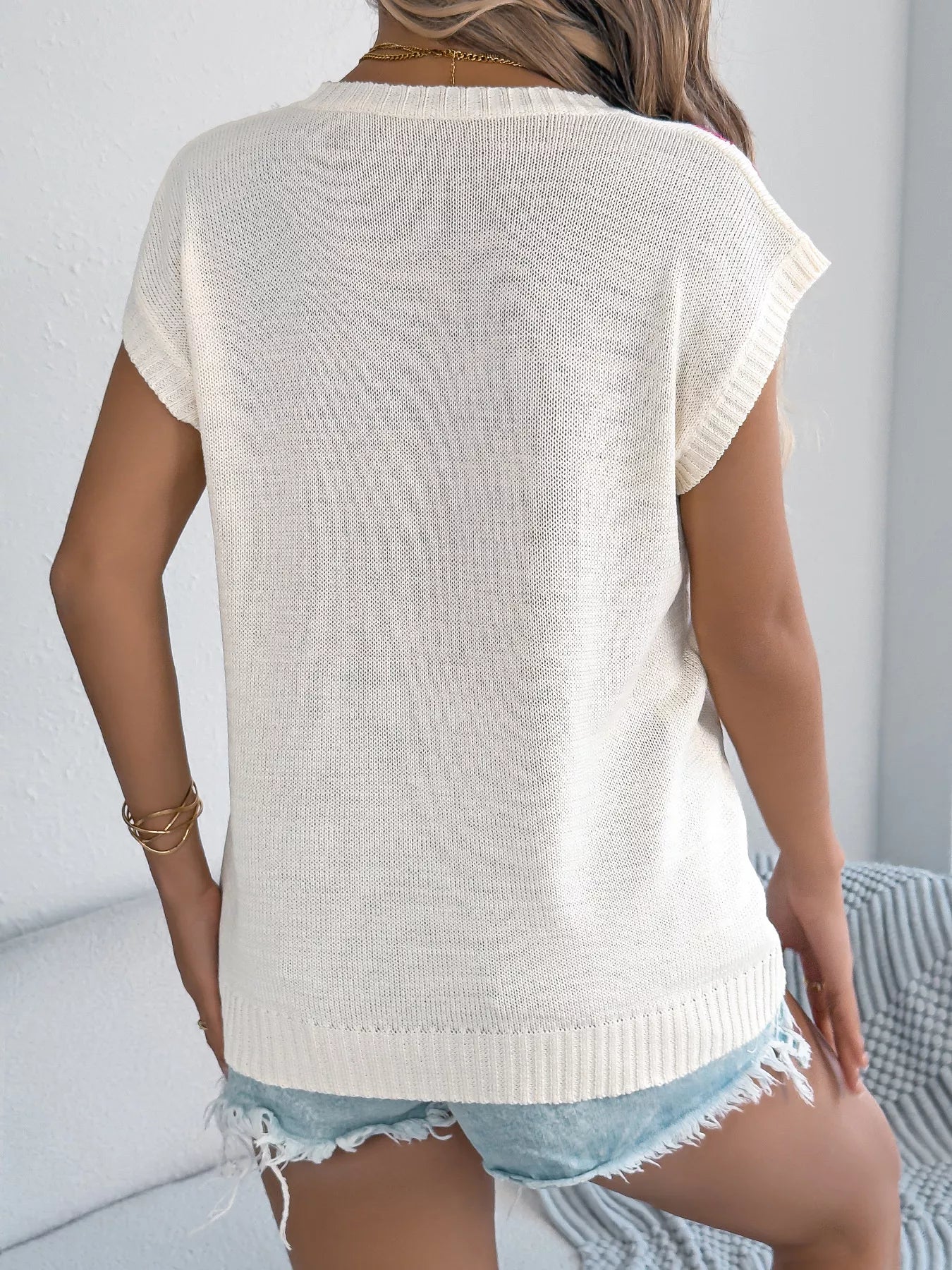 Flower Round Neck Sweater in Green for Women