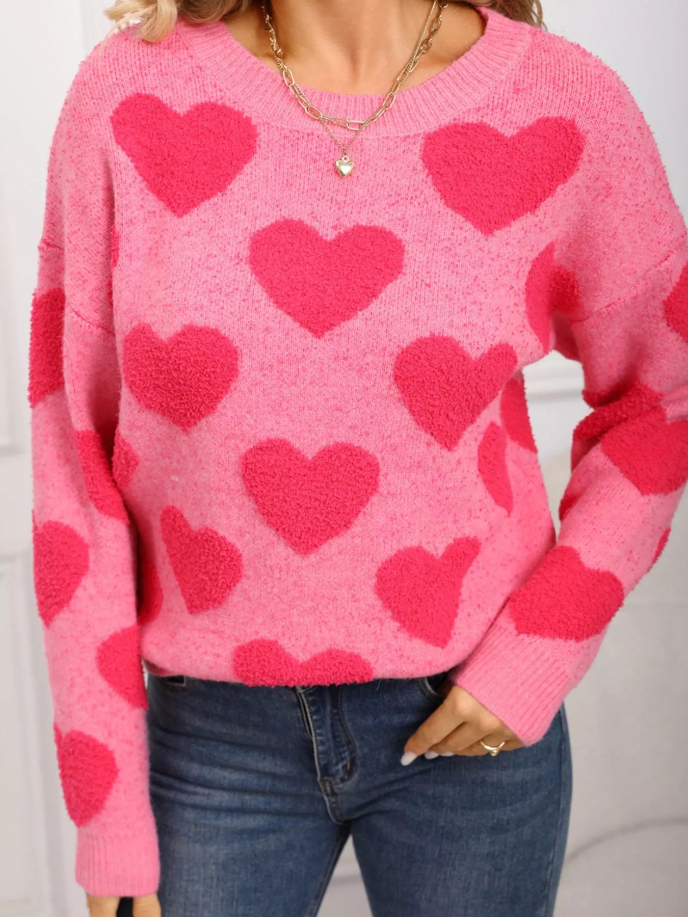 Valentines Day Heart Pattern Round Neck Sweater in Classic for Women