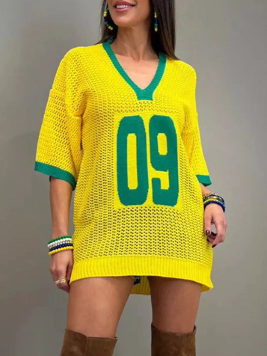 World Cup V-Neck Oversize Sweater in Yellow for Women