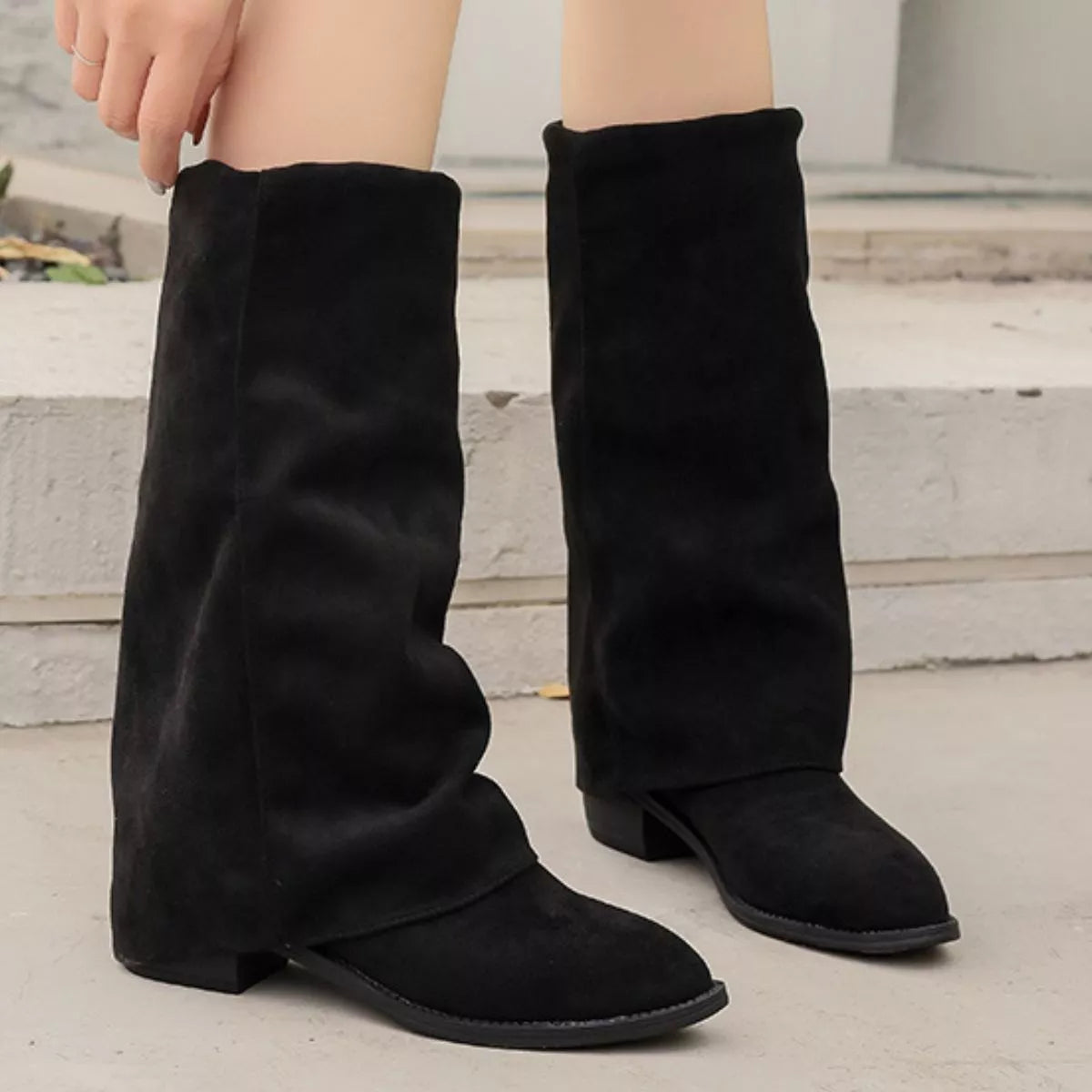Point Toe Block Heels Boots in Black for Women