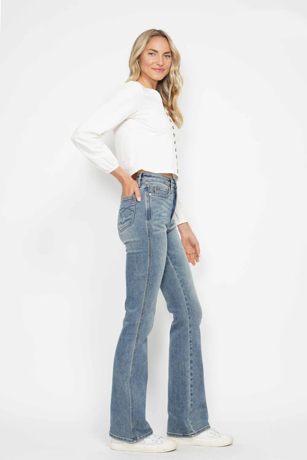 Tummy Control Back Embroidered Pocketed Bootcut Jeans Plus Size in Reg Inseam for Women