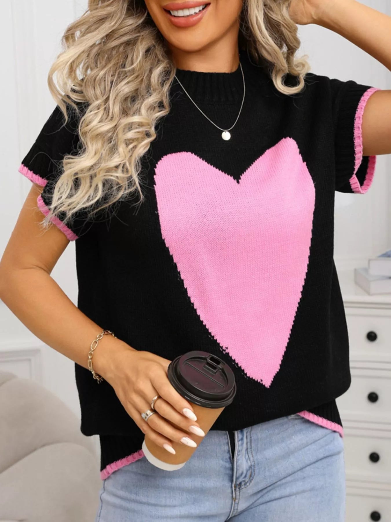 Valentines Day Heart Graphic Short Sleeve Sweater in Black for Women