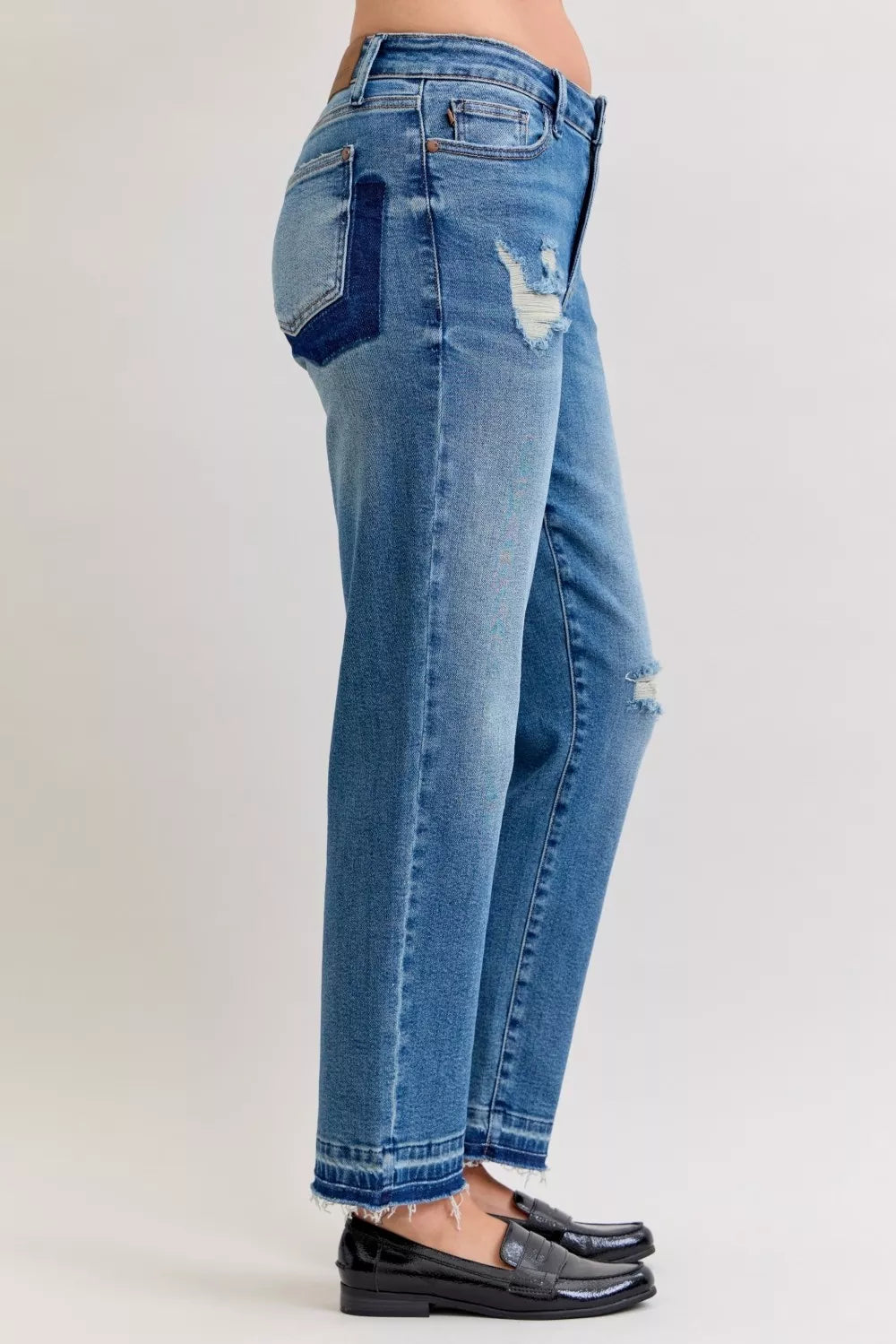 Mid Rise Bf Patch & Repair Destroy Release Hem Jeans Plus Size in Md for Women