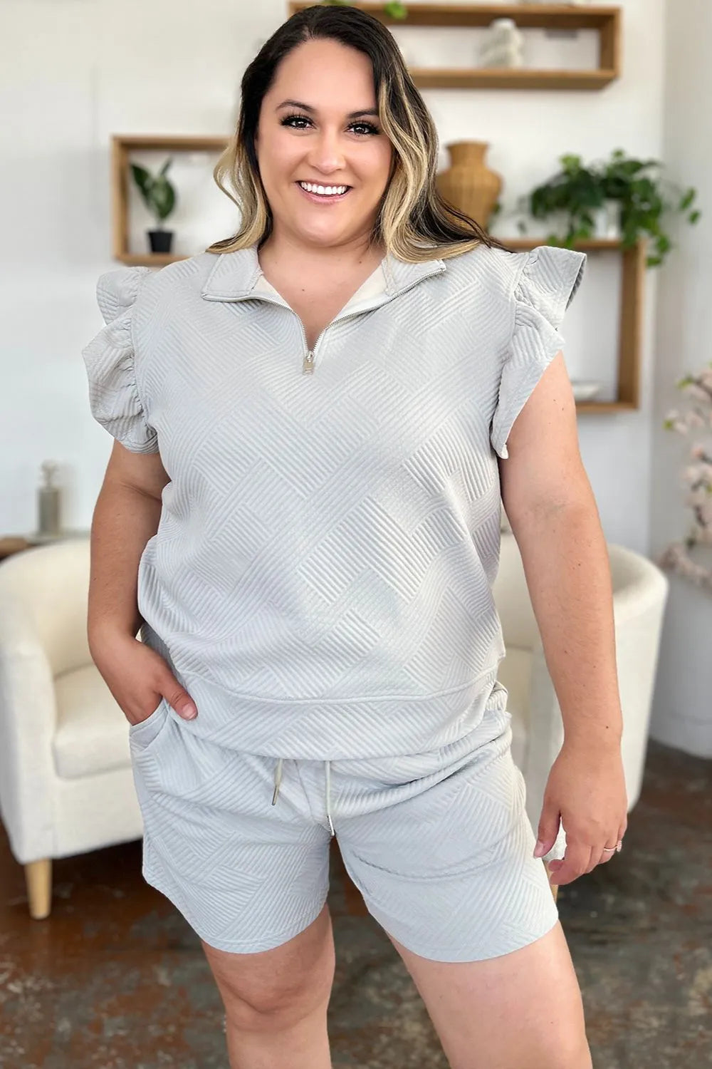 Plus Size Texture Flounce Sleeve Top and Drawstring Shorts Set in Light Gray for Women