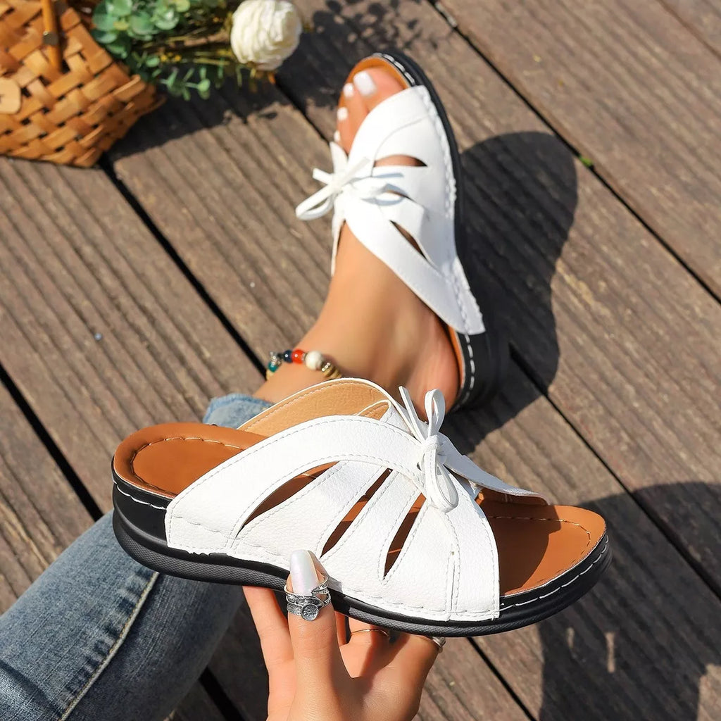 Open Toe Wedge Sandals in Blue in Red for Women