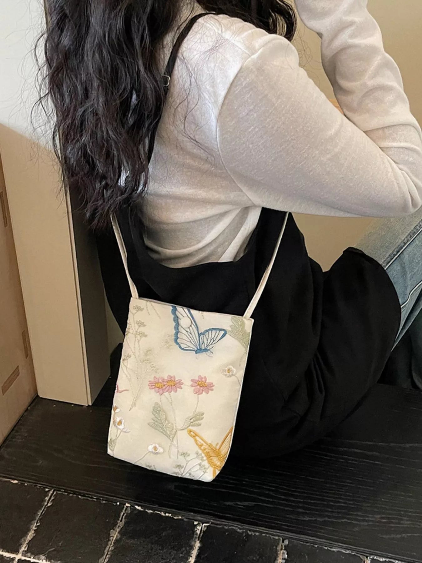 Embroidered Lightweight Crossbody Bag in Pink for Women