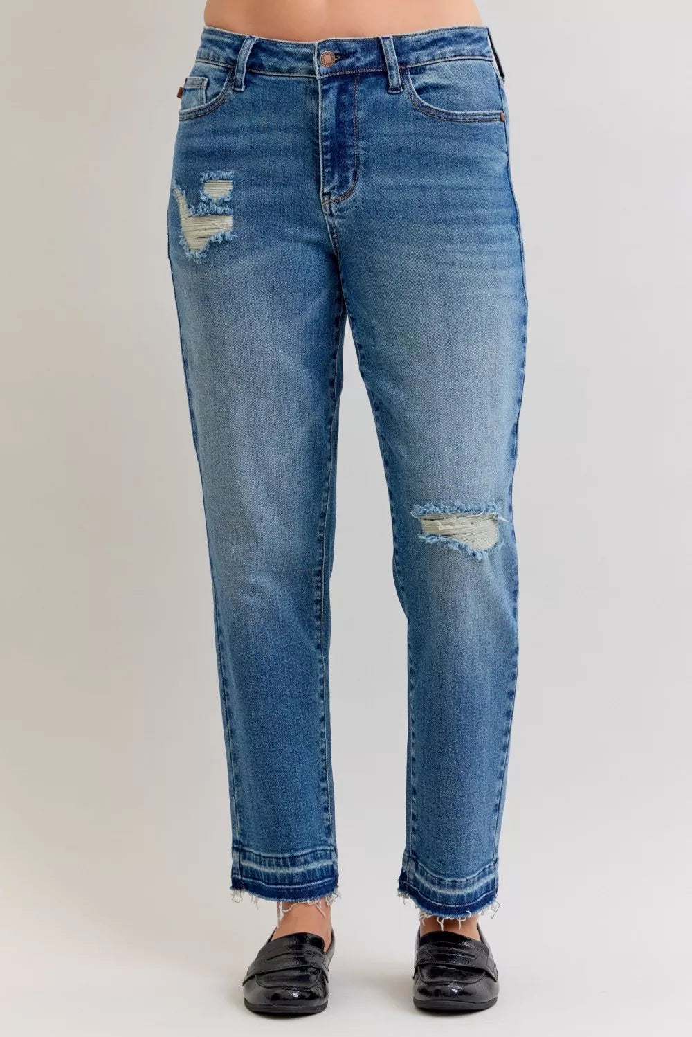 Mid Rise Bf Patch & Repair Destroy Release Hem Jeans Plus Size in Md for Women