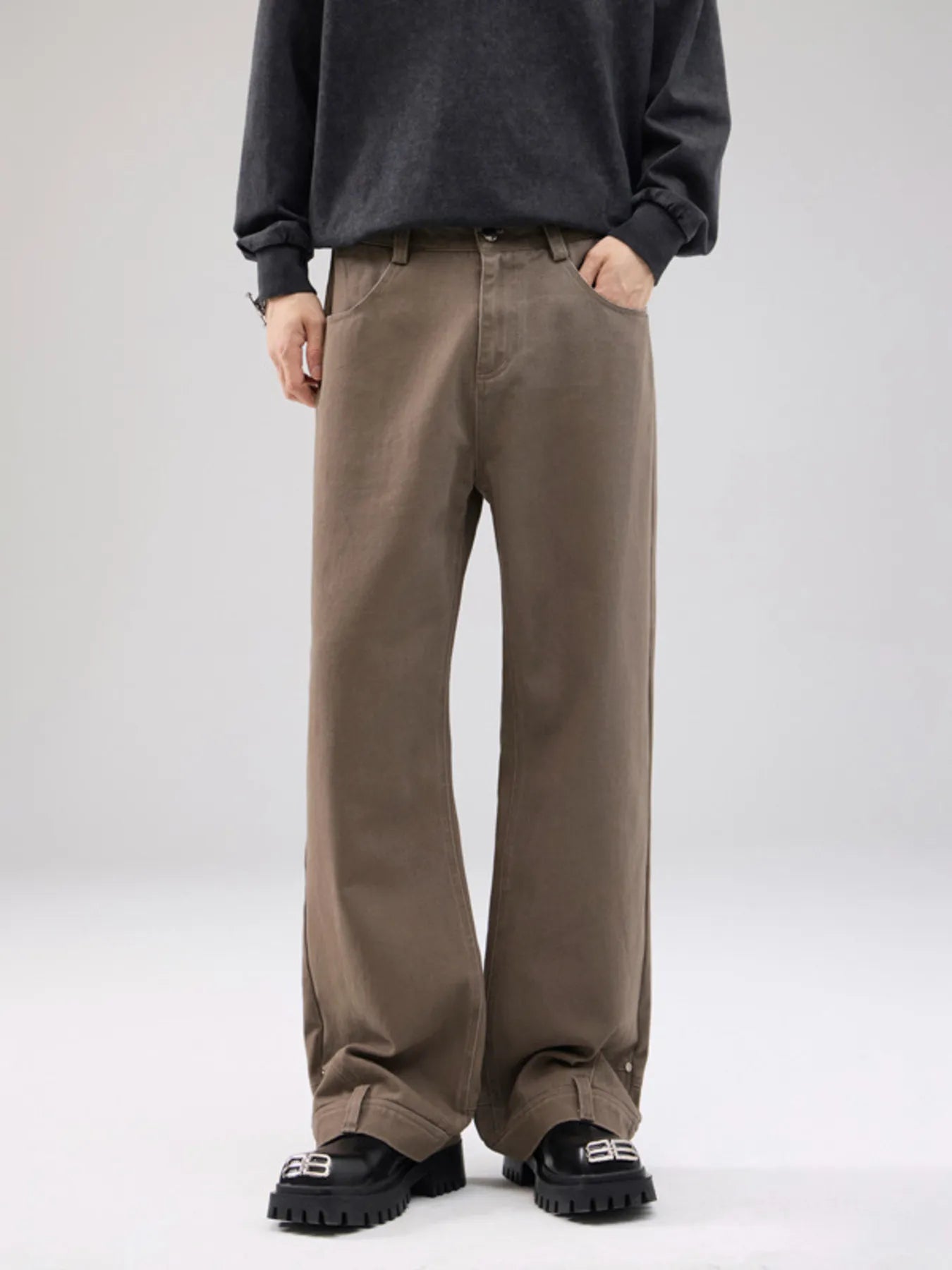 Wide Leg Jeans in Brown for Men