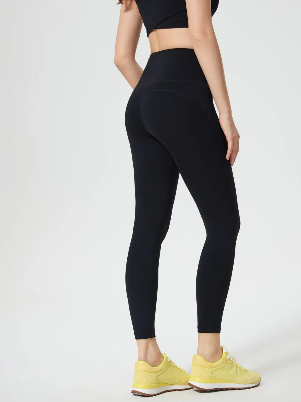 Wide Waistband Active Leggings in Black for Women