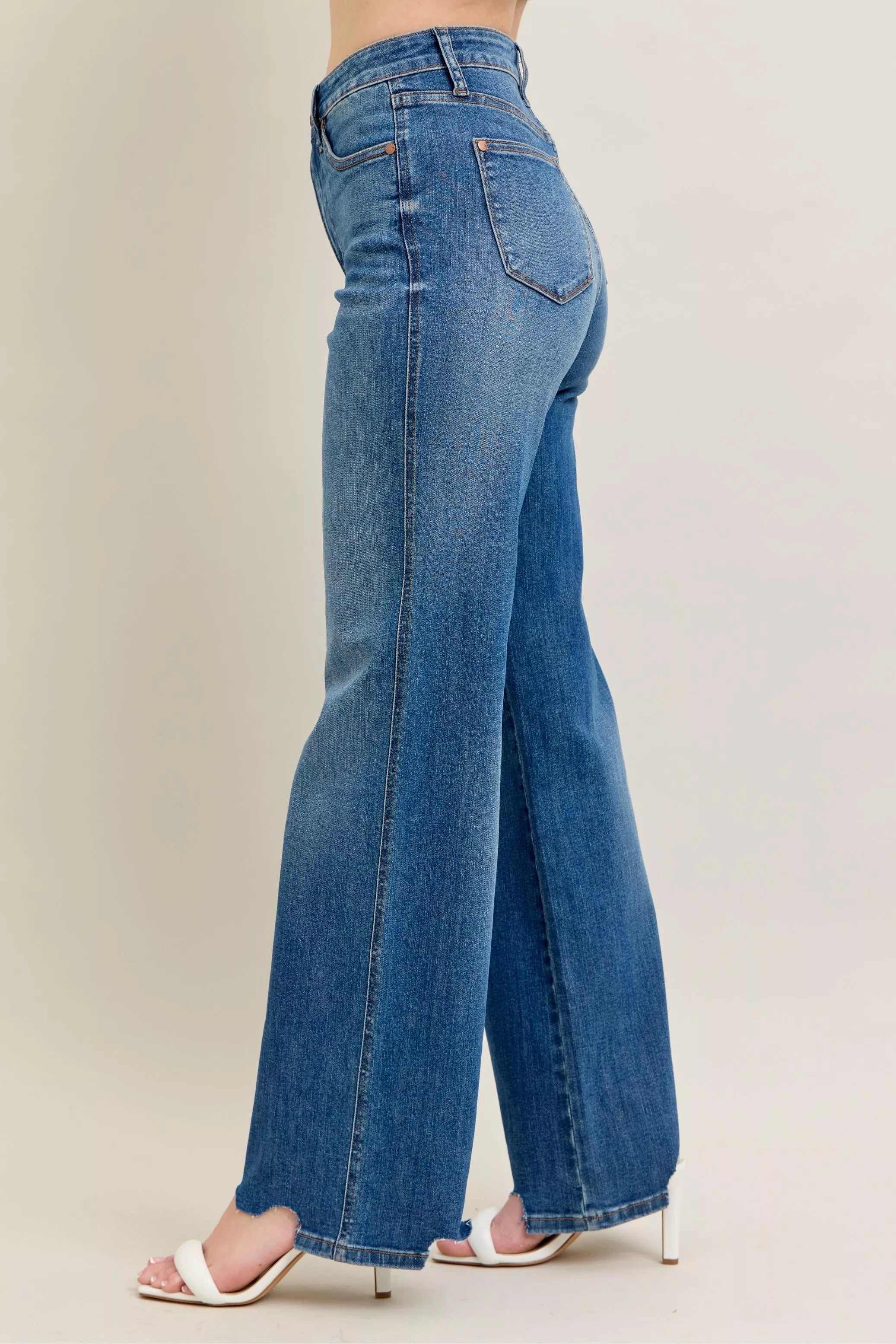 High Waist Tummy Control Chew Hem Destroy Wide Jeans Plus Size in Md for Women