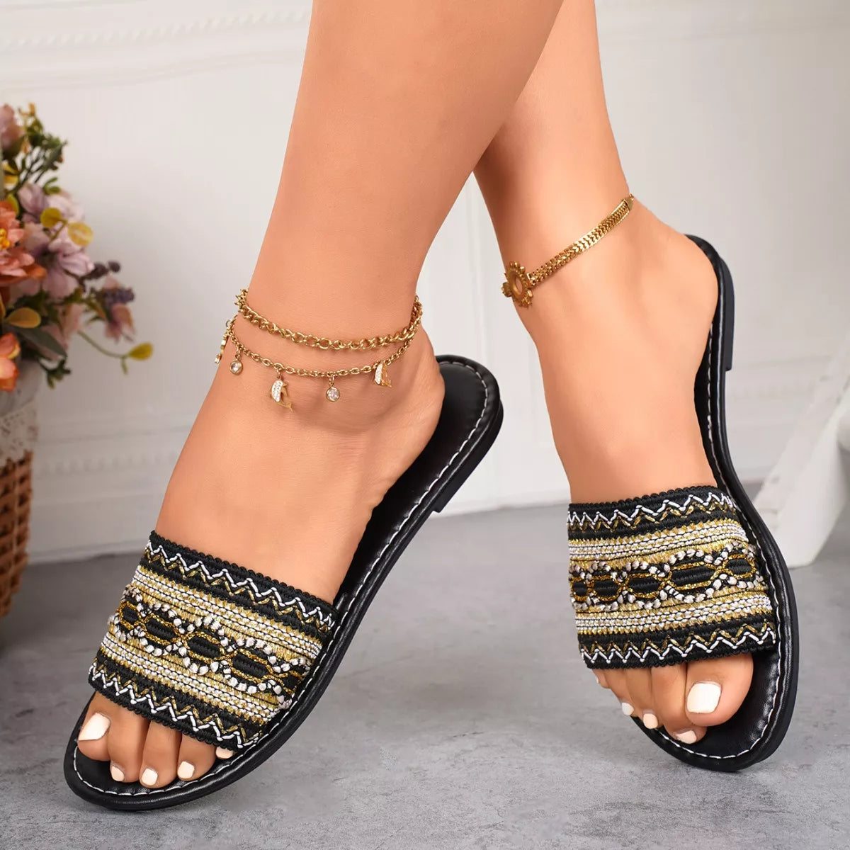 Open Toe Flat Sandals in White for Women