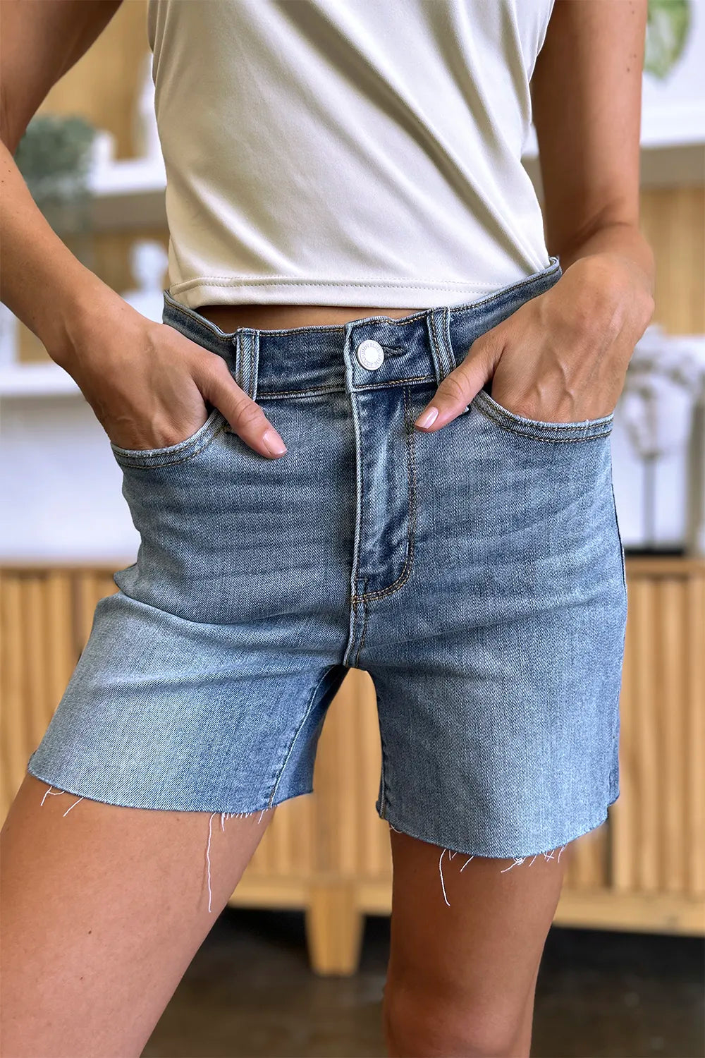 Plus Size High Waist Raw Hem Denim Shorts in Medium for Women