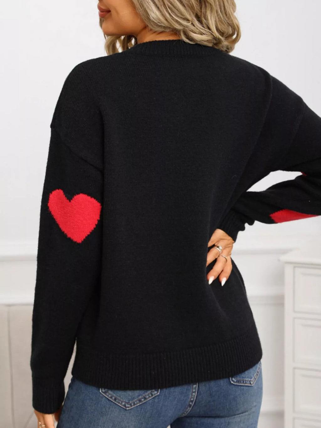 Valentines Day Heart Pattern Round Neck Sweater in Black in White for Women