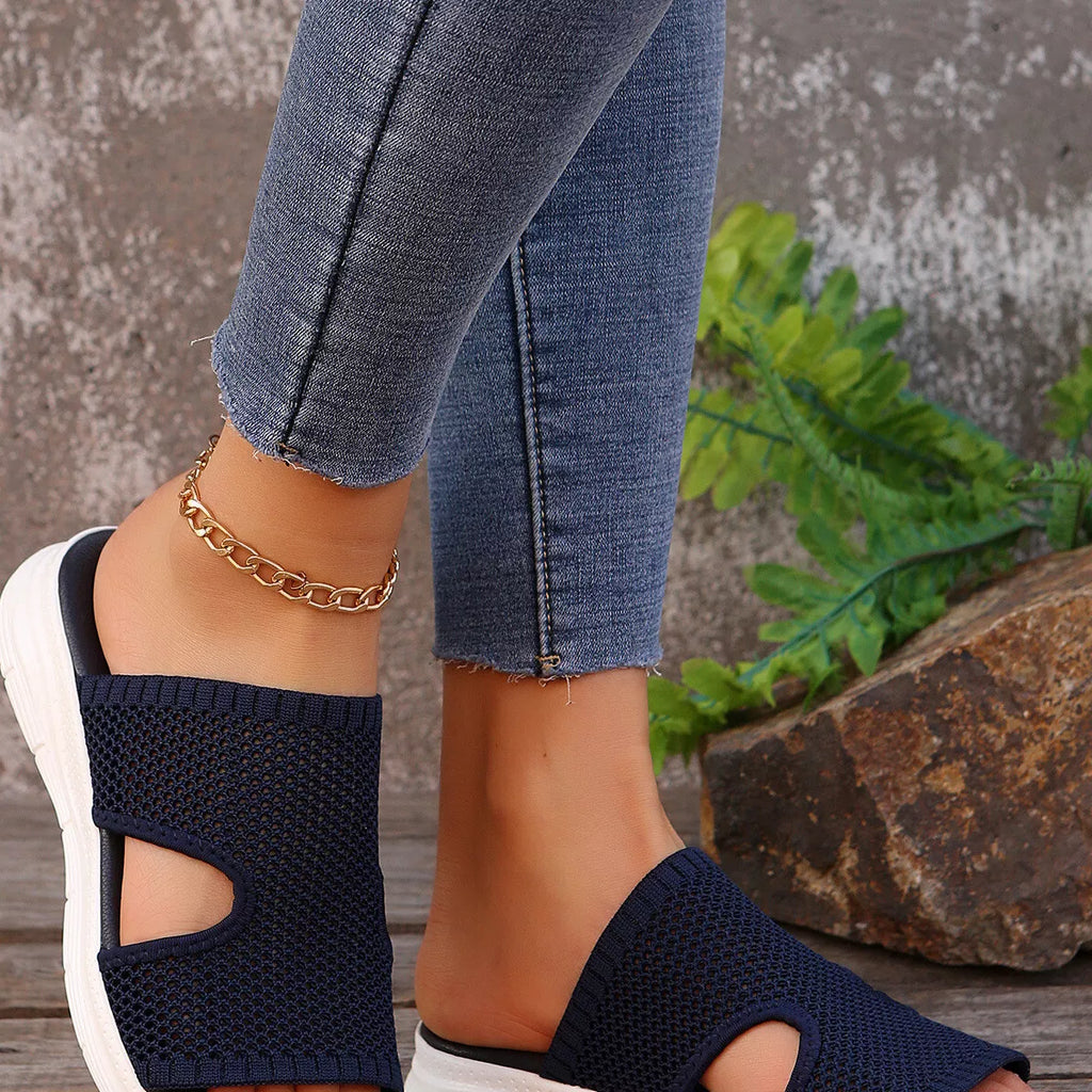 Breathable Mesh Open Toe Sandals in Black for Women