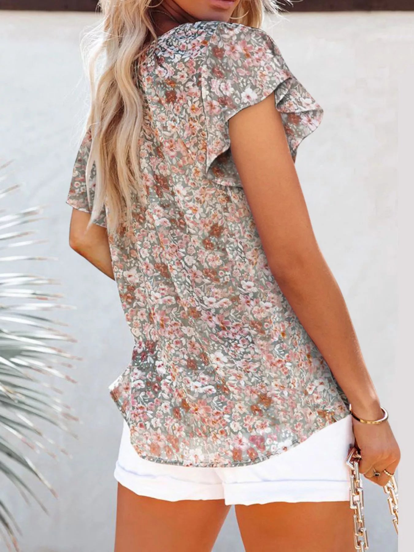Floral Print Flutter Sleeve V-Neck Blouse Plus Size in Black for Women
