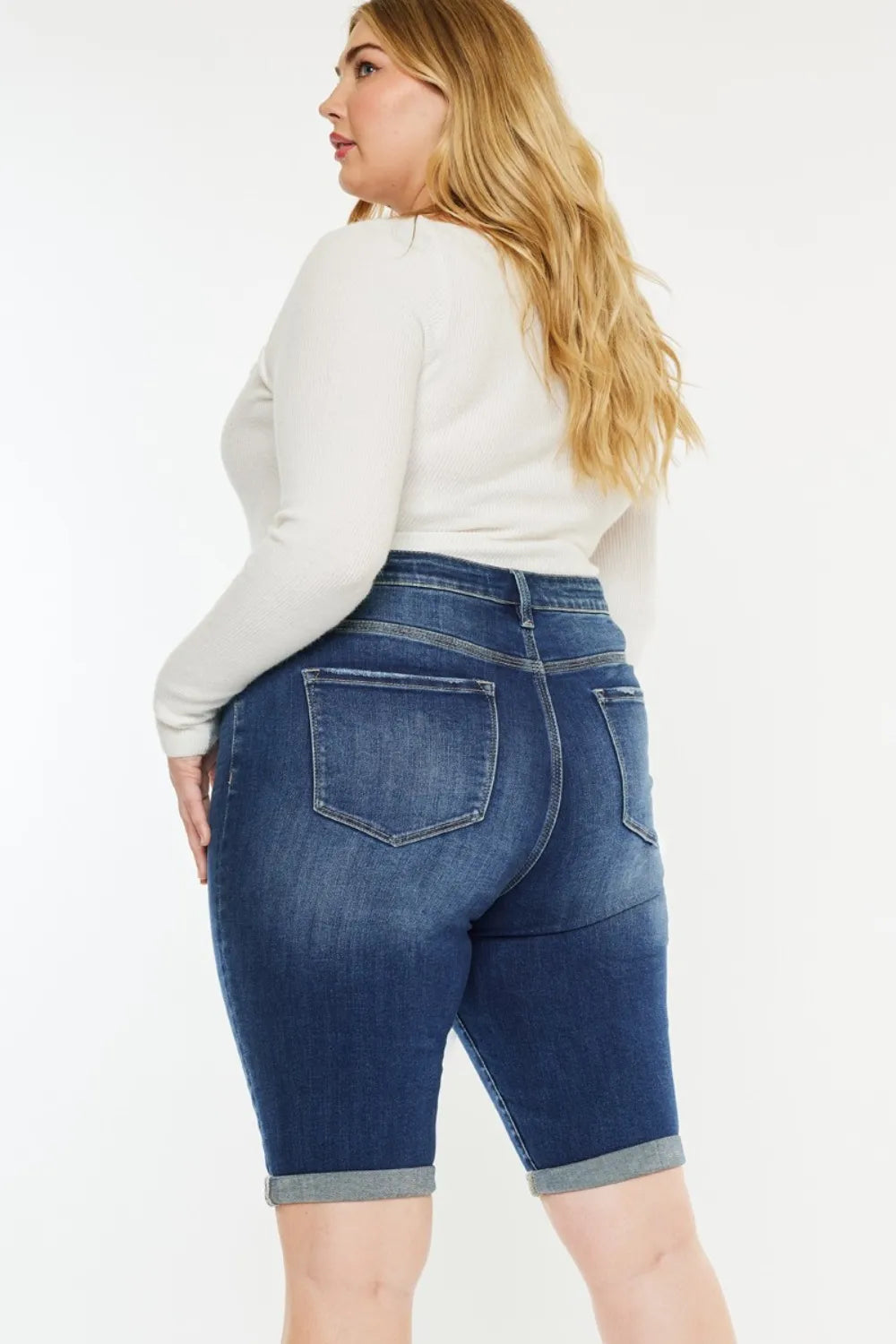 Plus Size Cats Whiskers Button Fly Denim Shorts in Medium for Women