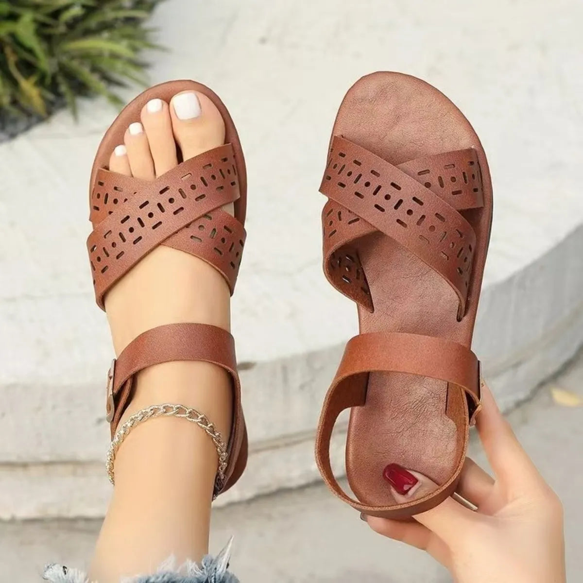 Crisscross Strap Flats Sandals in Light Brown for Women