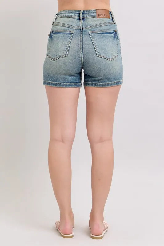 V-Front Vintage Wash Shorts Plus Size in Md for Women