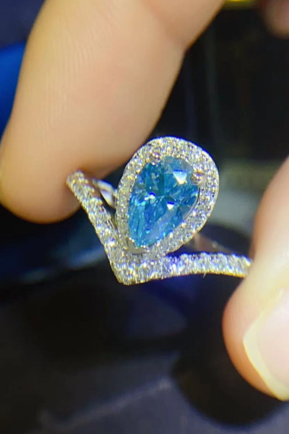 1 Carat Pear Shape Moissanite Heart Ring in Sky Blue for Women