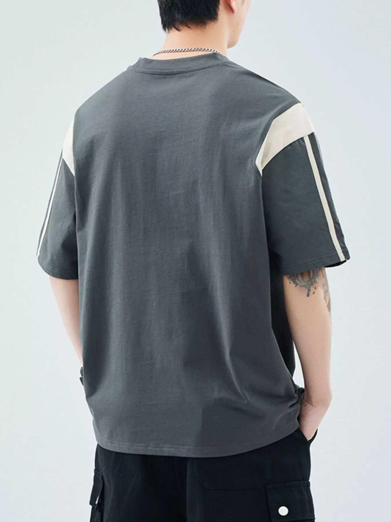 Plus Size Round Neck Short Sleeve T-Shirt in Modern in White for Men
