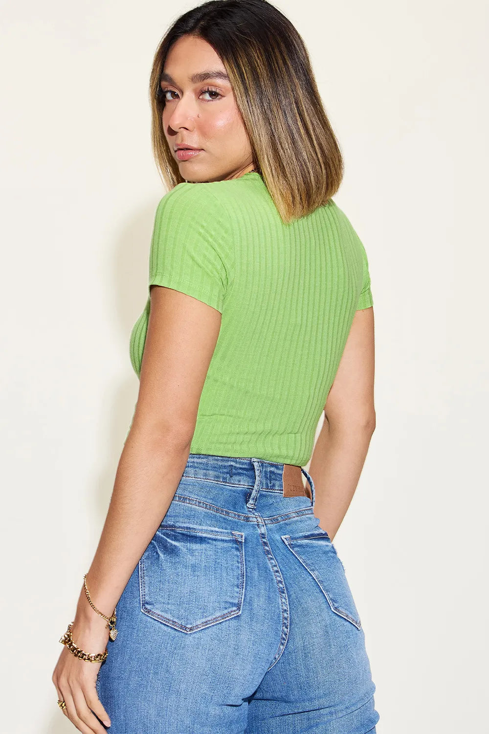 Plus Size Ribbed Round Neck Short Sleeve T-Shirt in Gray for Women