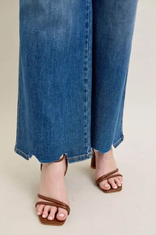 High Waist Tummy Control Chew Hem Destroy Wide Jeans Plus Size in Md for Women